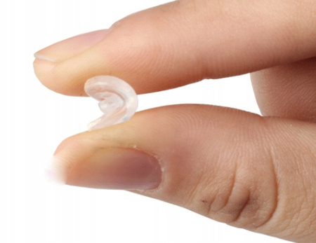 NOSKI DO OKULARÓW 4szt 13x7mm antypoślizgowe transparentne przykręcane