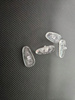 NOSKI DO OKULARÓW 4szt 15x7,5mm antypoślizgowe transparentne przykręcane